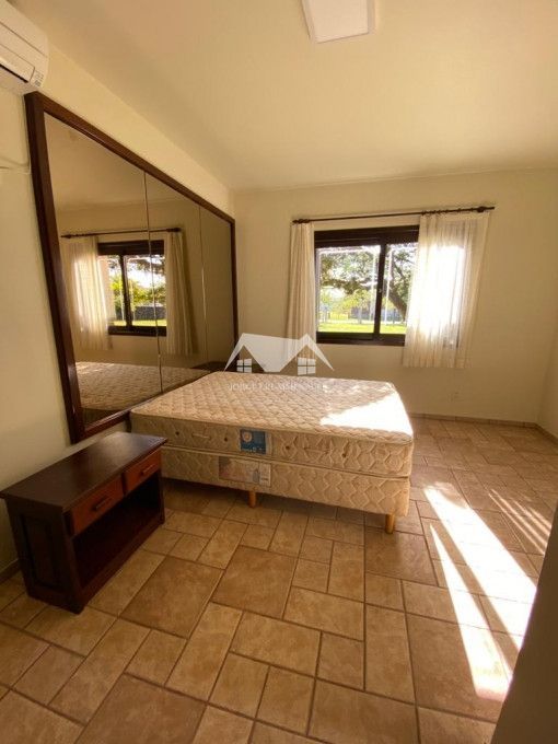 Casa, 3 quartos, 270 m² - Foto 24