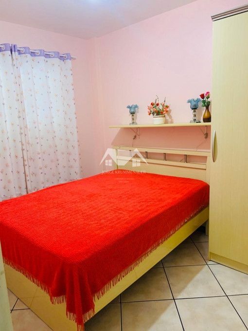 Apartamento à venda com 2 quartos, 70m² - Foto 2