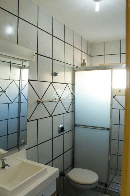 Apartamento à venda com 2 quartos, 70m² - Foto 7