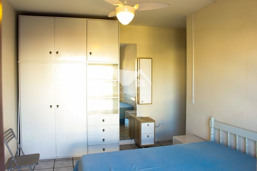 Apartamento à venda com 2 quartos, 70m² - Foto 3