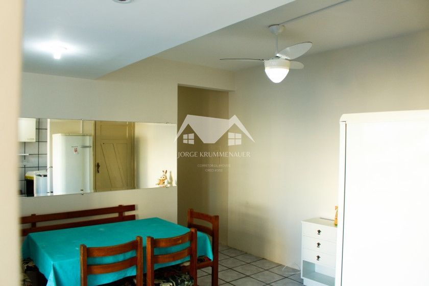 Apartamento à venda com 2 quartos, 70m² - Foto 4