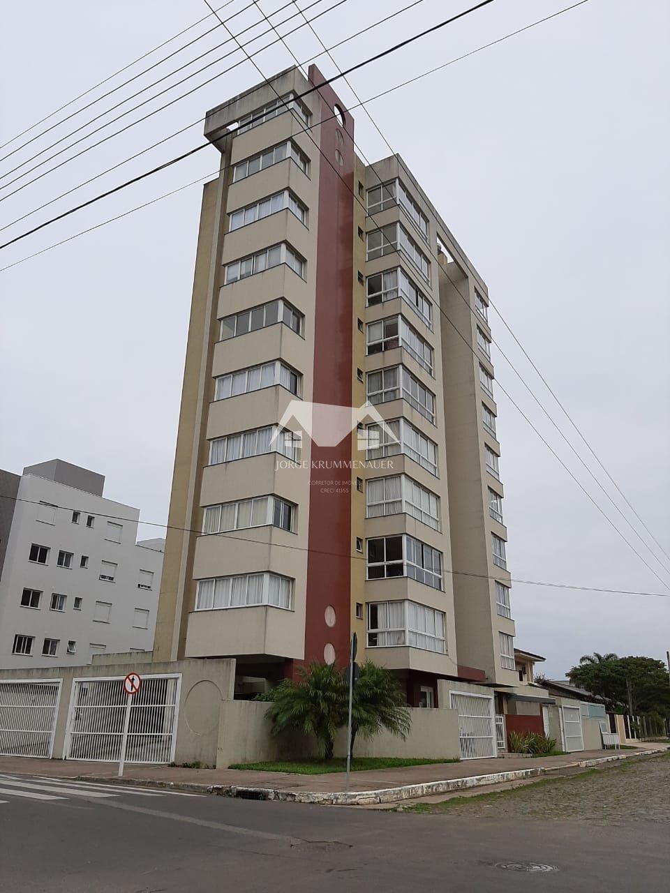 Apartamento à venda com 2 quartos, 103m² - Foto 1