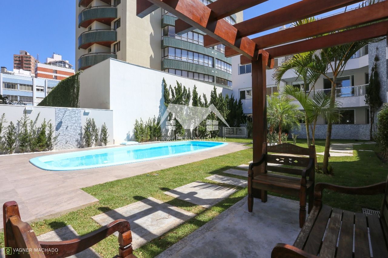 Cobertura, 3 quartos, 212 m² - Foto 4