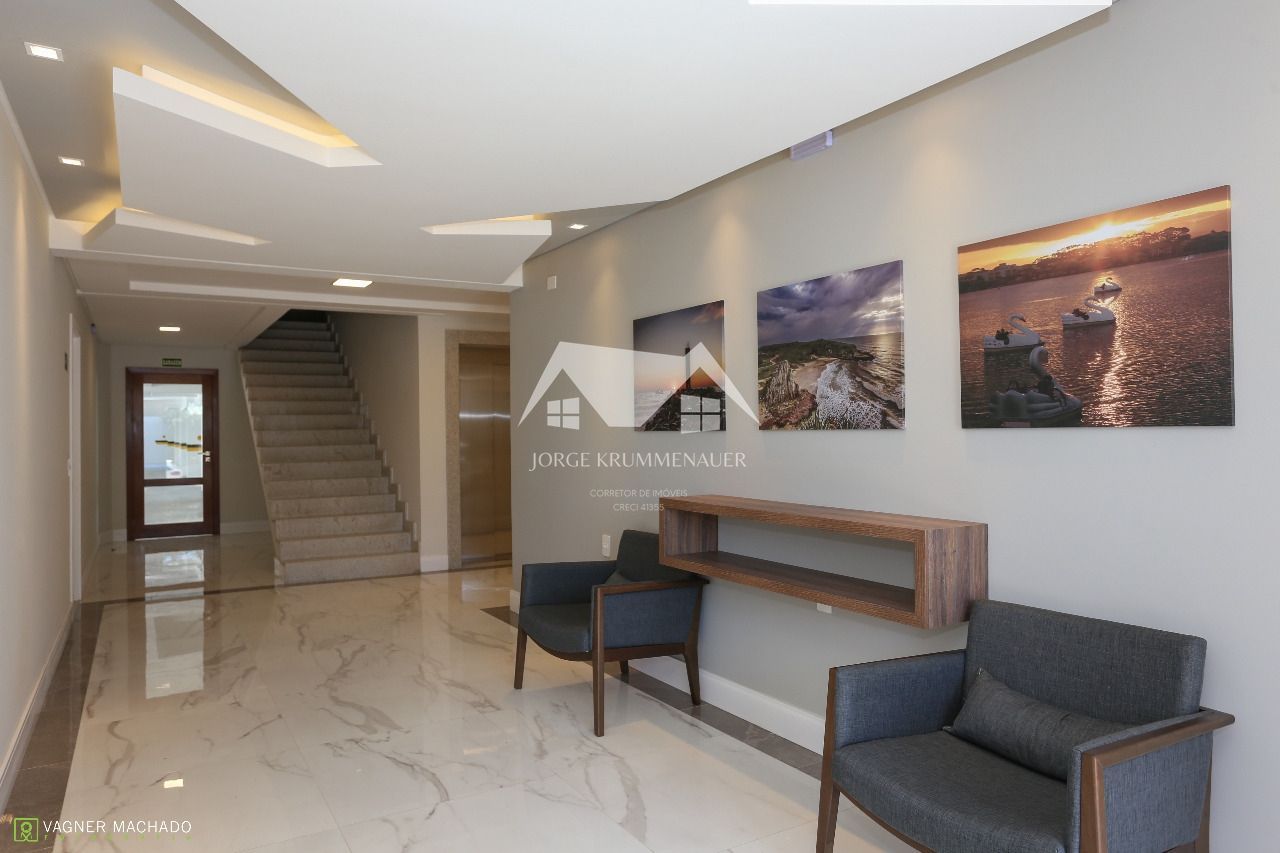 Cobertura, 3 quartos, 212 m² - Foto 2