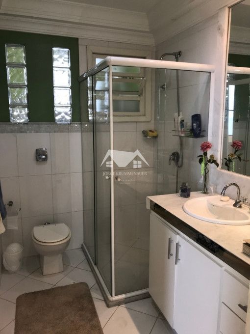 Apartamento à venda com 3 quartos, 140m² - Foto 4