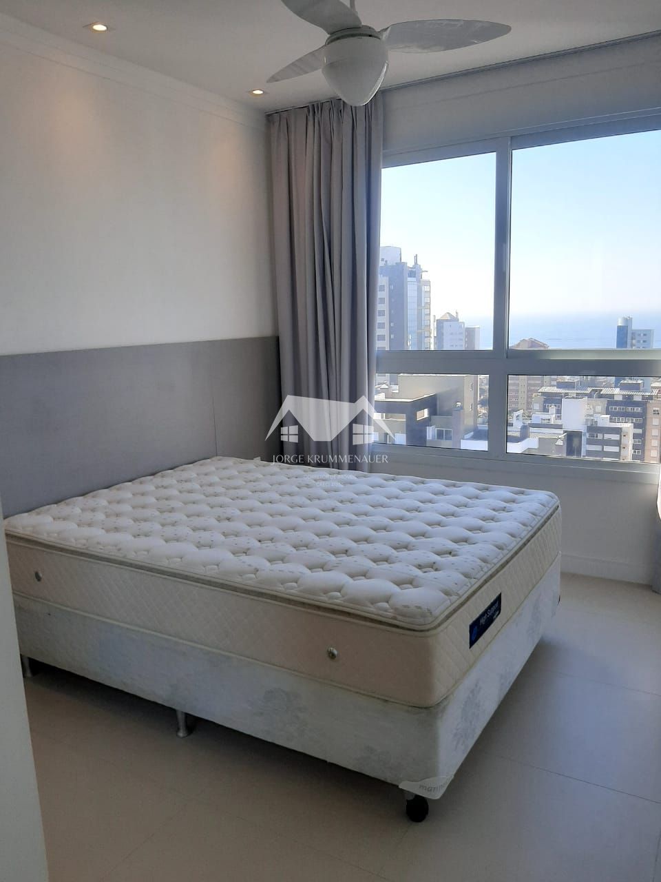 Apartamento à venda com 2 quartos, 69m² - Foto 9