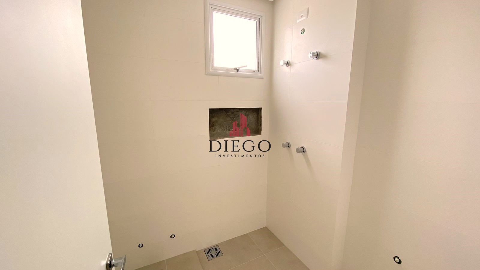 Apartamento à venda com 4 quartos, 153m² - Foto 17