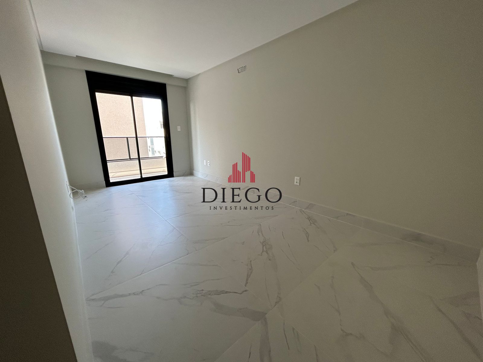 Apartamento à venda com 2 quartos, 86m² - Foto 4