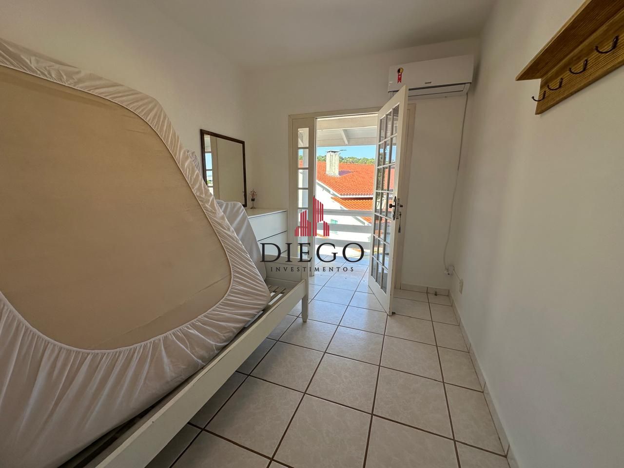 Casa à venda com 3 quartos, 197m² - Foto 15