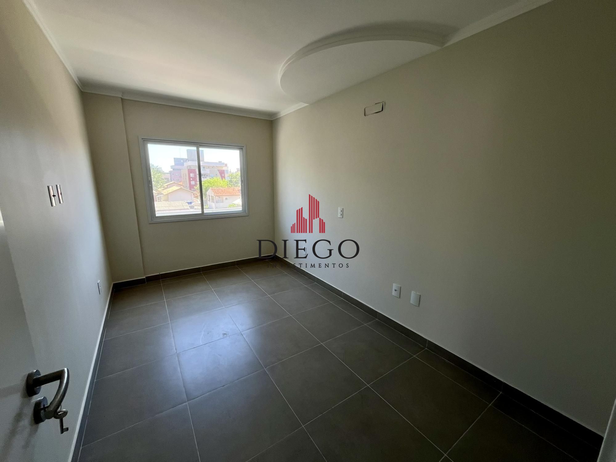 Apartamento à venda com 3 quartos, 124m² - Foto 10