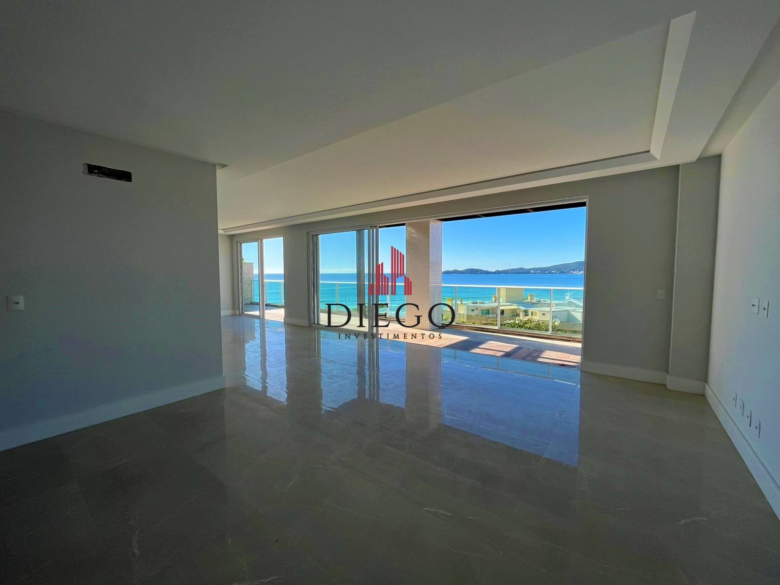 Cobertura à venda com 3 quartos, 190m² - Foto 1