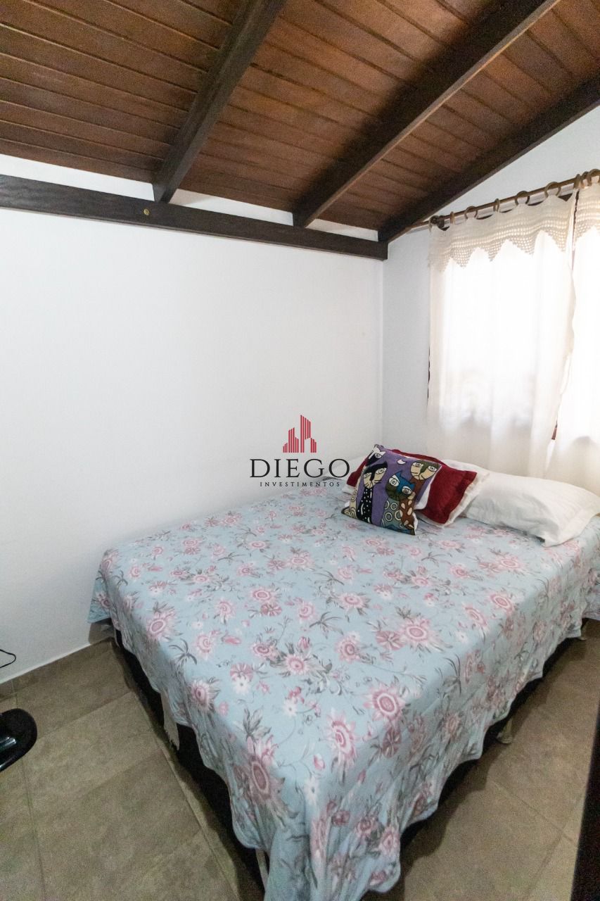 Casa à venda com 3 quartos, 75m² - Foto 15