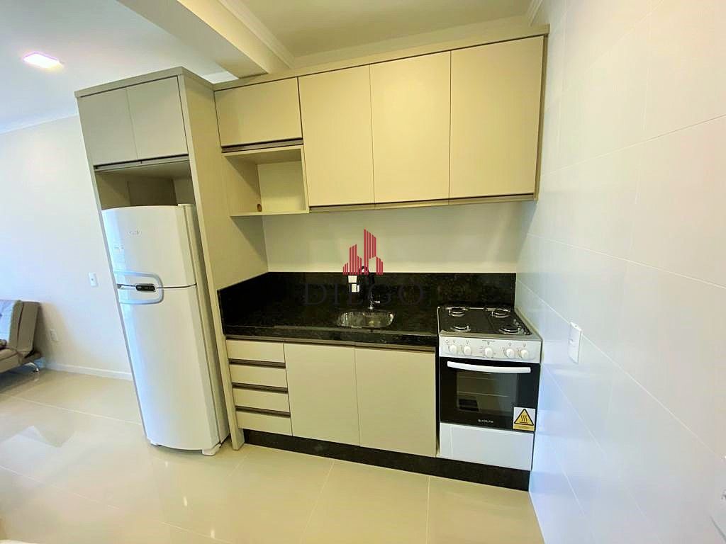 Apartamento à venda com 2 quartos, 71m² - Foto 6