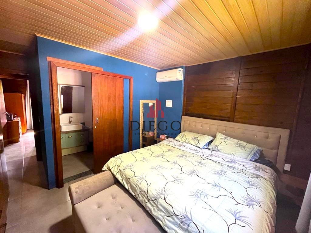 Casa à venda com 2 quartos, 130m² - Foto 13