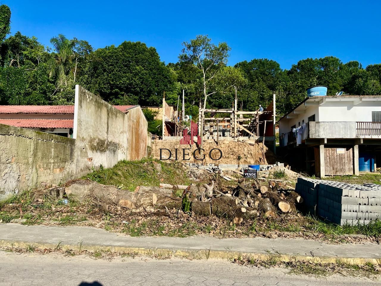 Terreno/Lote  venda  no Bombas - Bombinhas, SC. Imveis