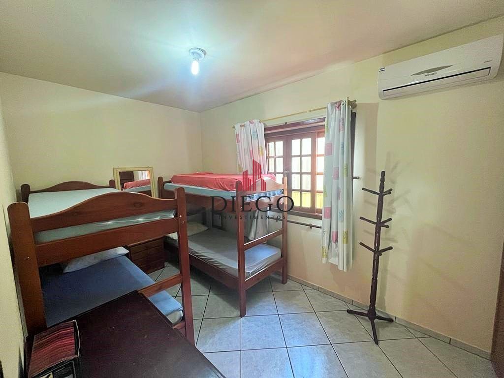 Casa à venda com 3 quartos, 120m² - Foto 11