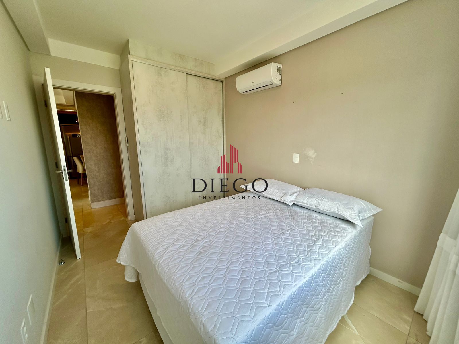 Apartamento à venda com 3 quartos, 111m² - Foto 11