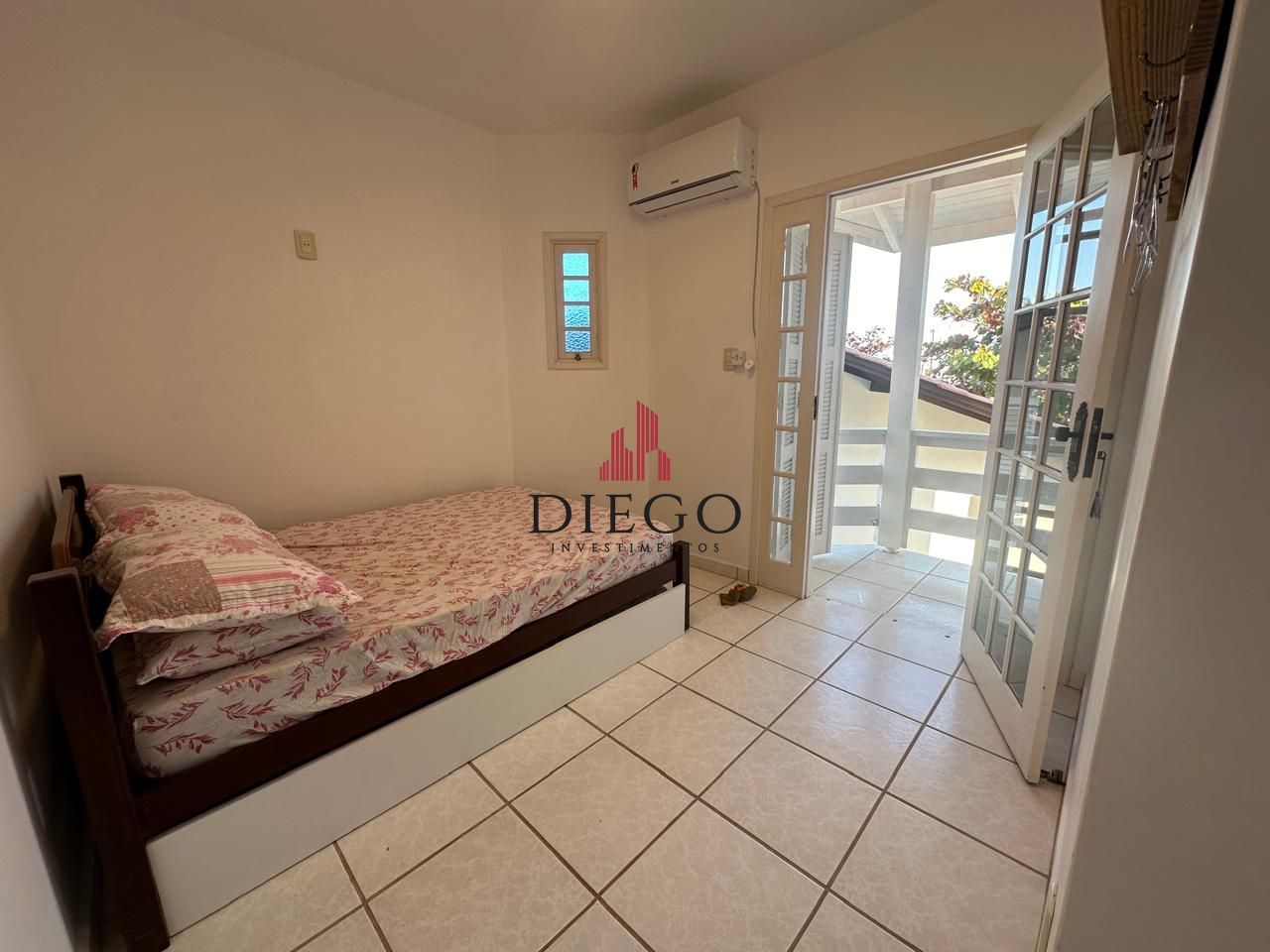 Casa à venda com 3 quartos, 197m² - Foto 13