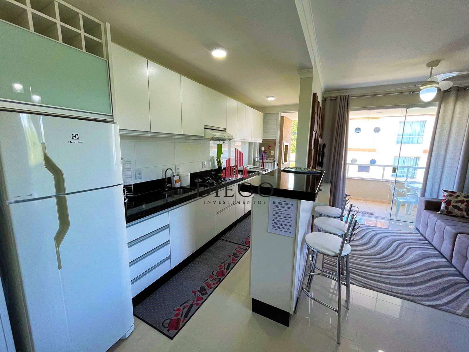 Apartamento à venda com 2 quartos, 75m² - Foto 4