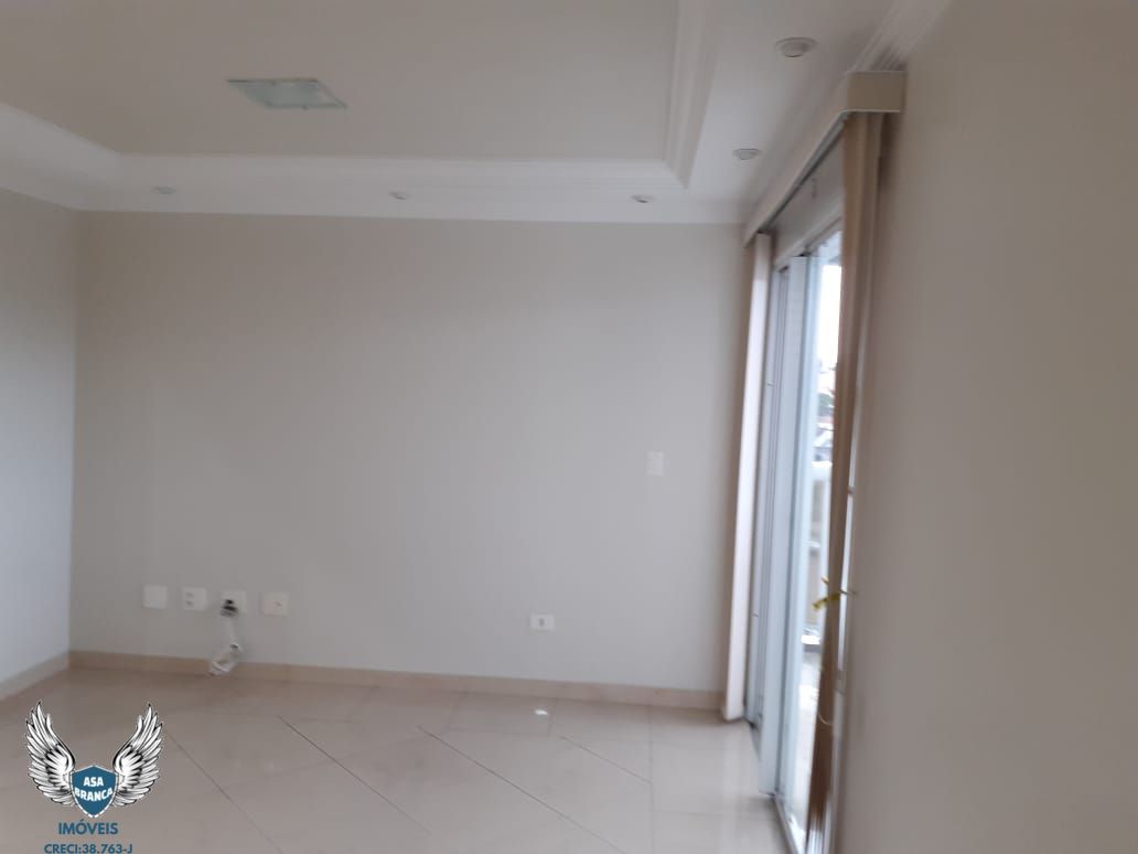 Apartamento à venda com 3 quartos, 150m² - Foto 16