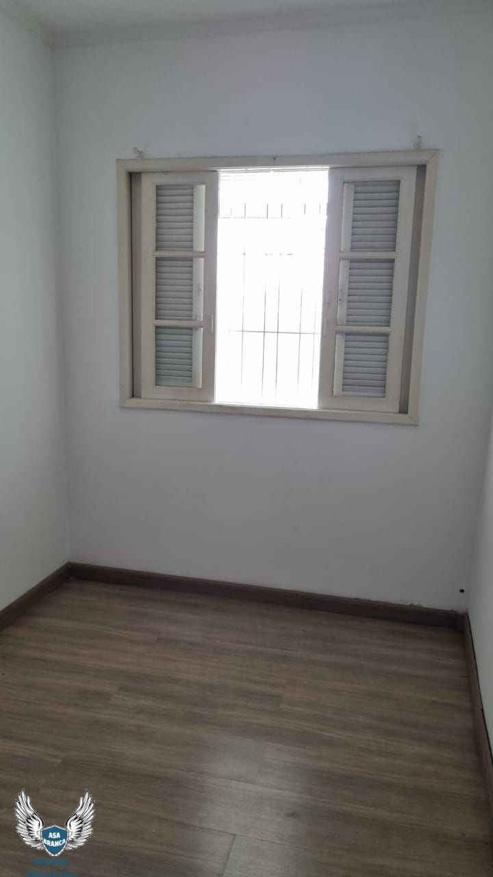 Casa para alugar com 3 quartos, 145m² - Foto 13