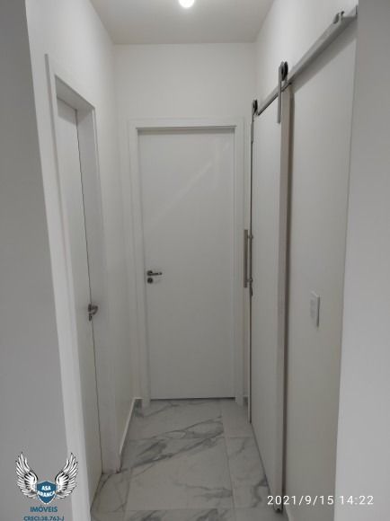 Apartamento à venda com 2 quartos, 71m² - Foto 3