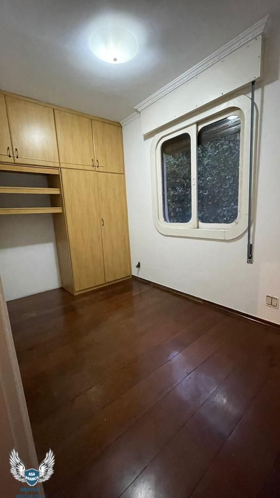 Apartamento à venda com 3 quartos, 94m² - Foto 11