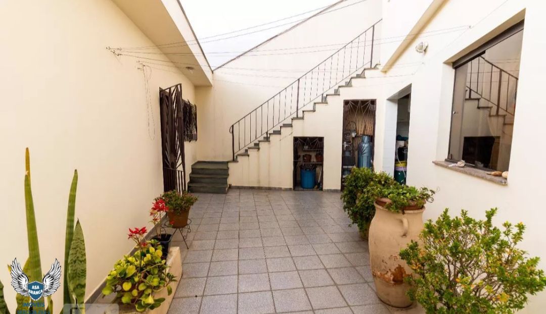 Casa à venda com 5 quartos, 335m² - Foto 15