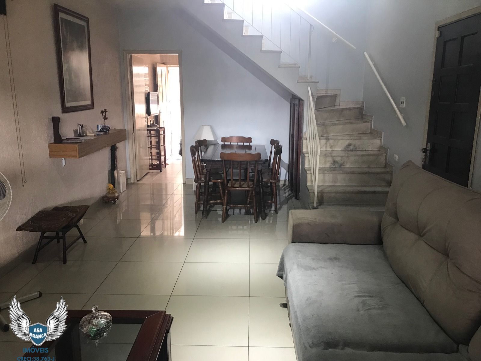 Sobrado à venda com 4 quartos, 120m² - Foto 2