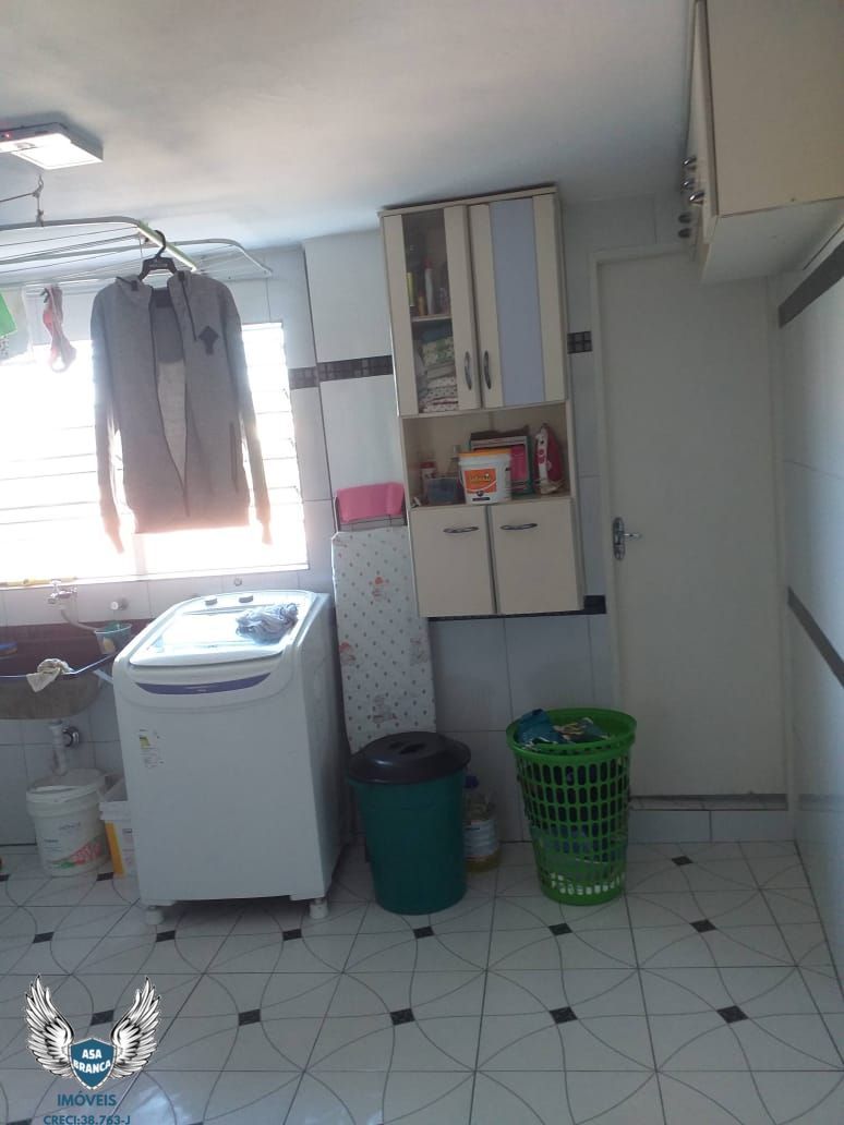 Casa à venda com 3 quartos, 150m² - Foto 16