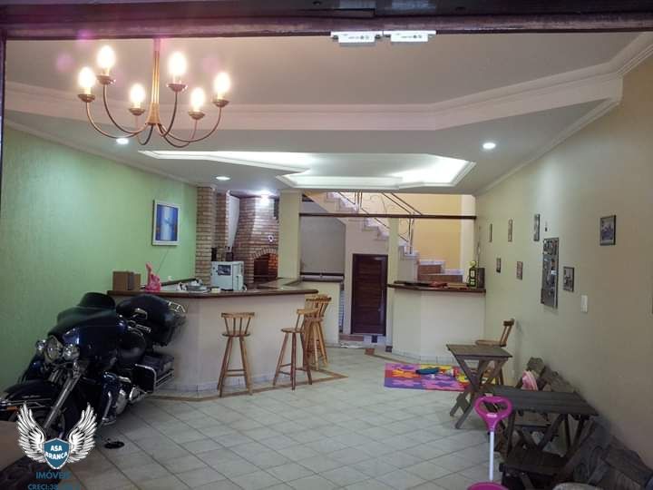 Casa à venda com 4 quartos, 260m² - Foto 27