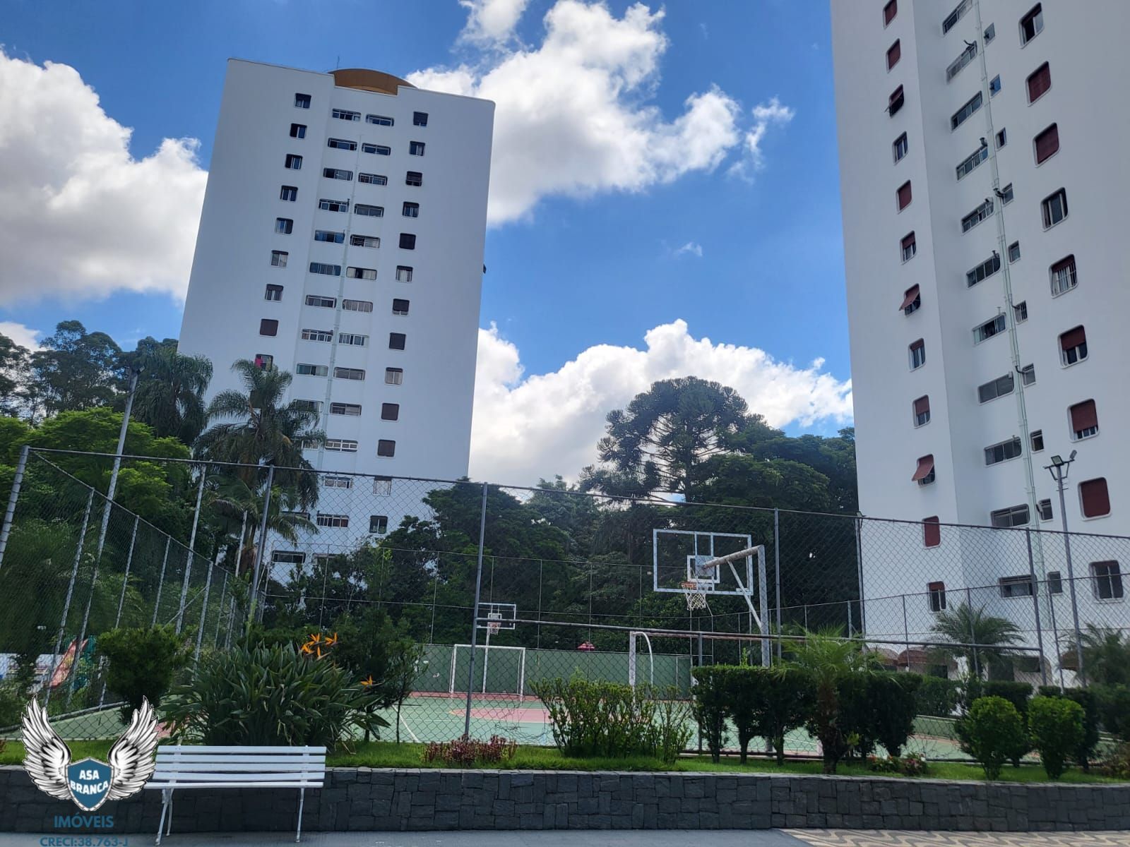 Apartamento  venda  no Vila Albertina - So Paulo, SP. Imveis