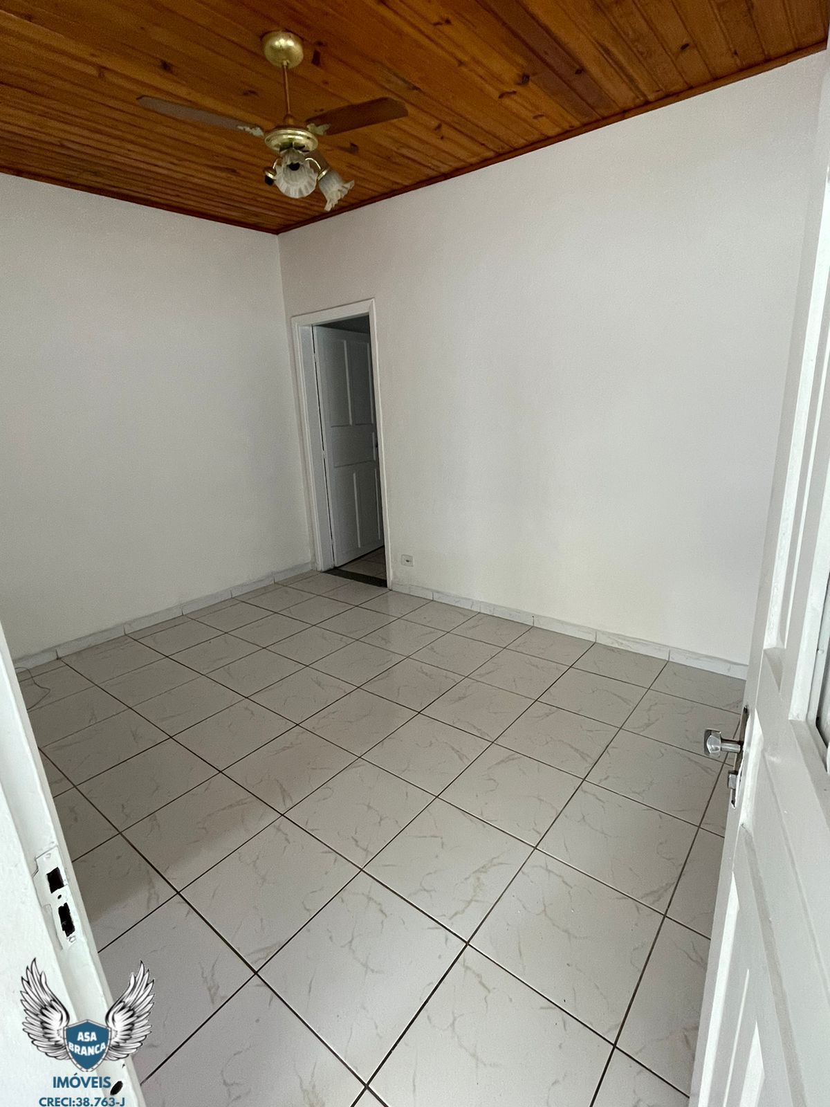 Casa à venda com 2 quartos, 50m² - Foto 16