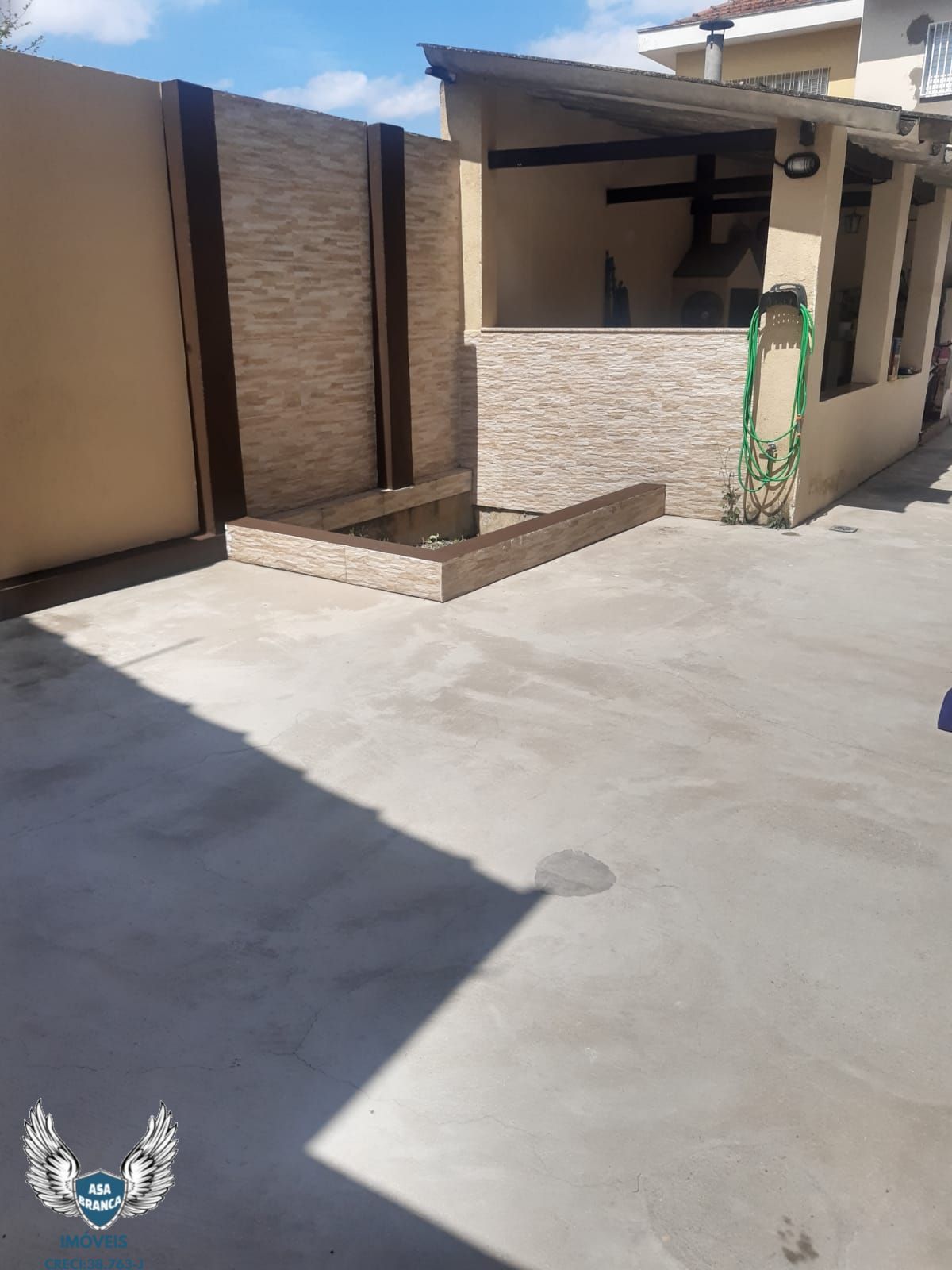 Sobrado à venda com 2 quartos, 200m² - Foto 29