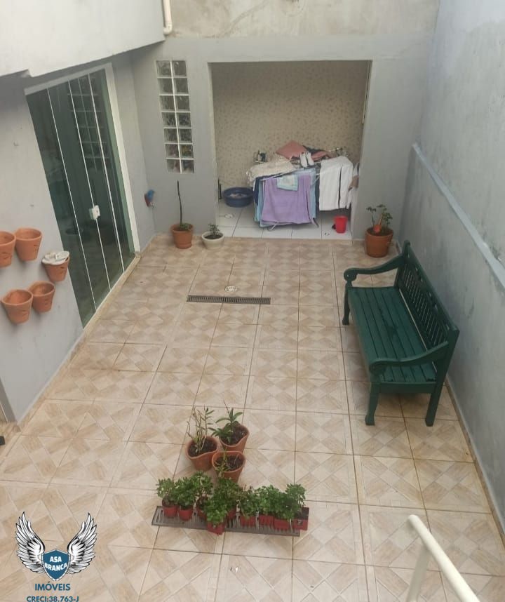 Casa à venda com 3 quartos, 300m² - Foto 16