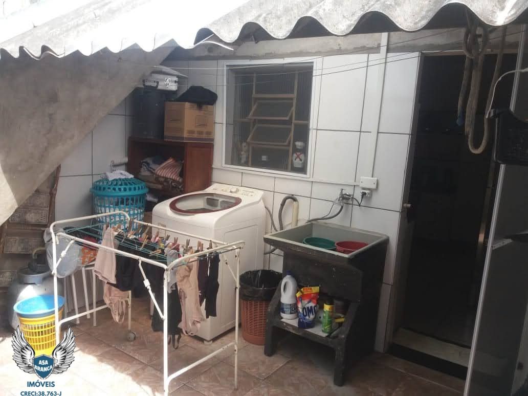 Sobrado à venda com 2 quartos, 125m² - Foto 11