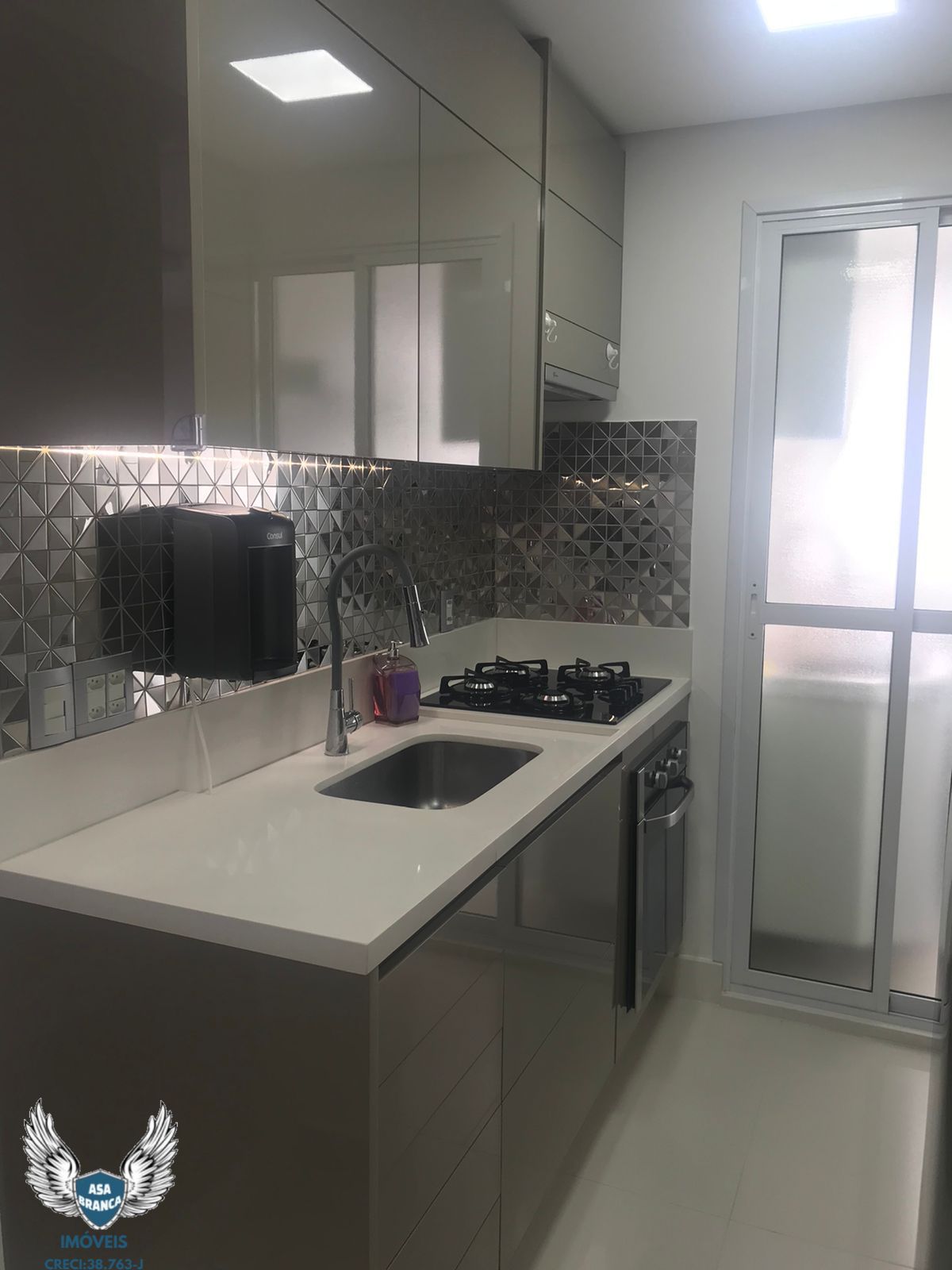 Apartamento à venda com 2 quartos, 49m² - Foto 15