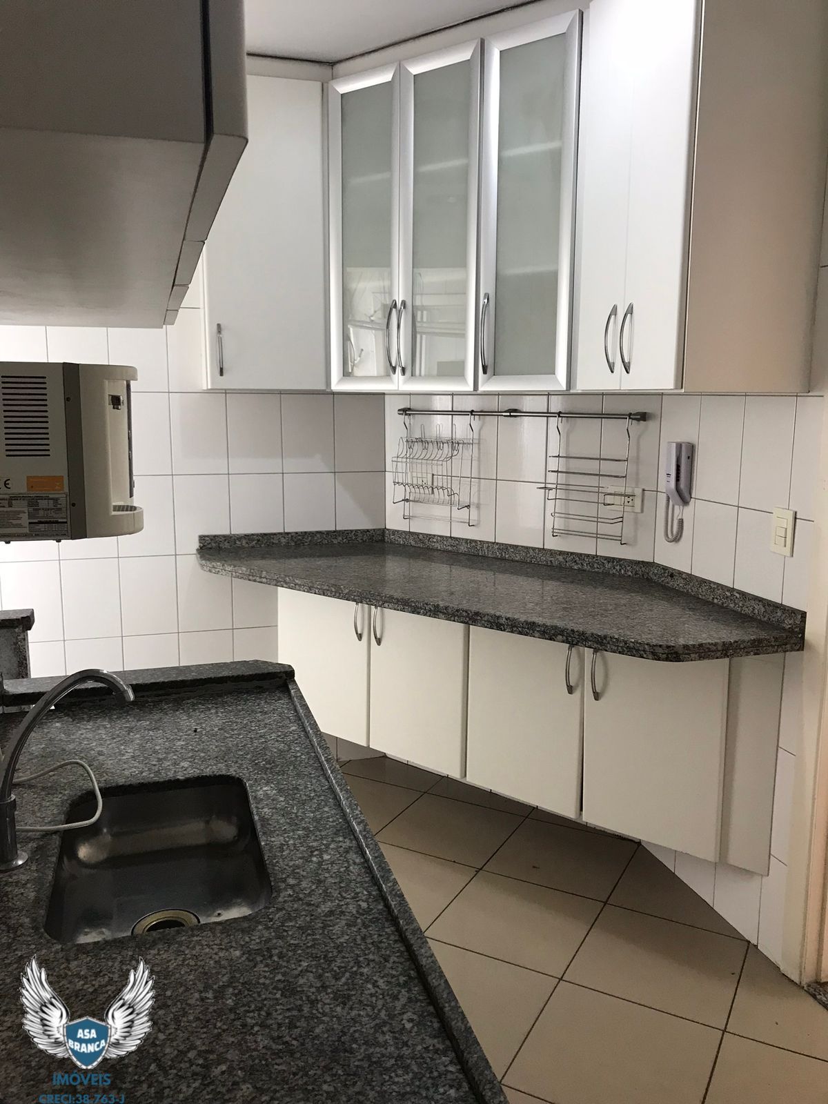 Apartamento à venda com 3 quartos, 83m² - Foto 20