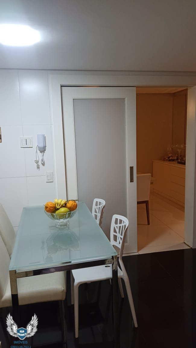 Apartamento à venda com 4 quartos, 268m² - Foto 25