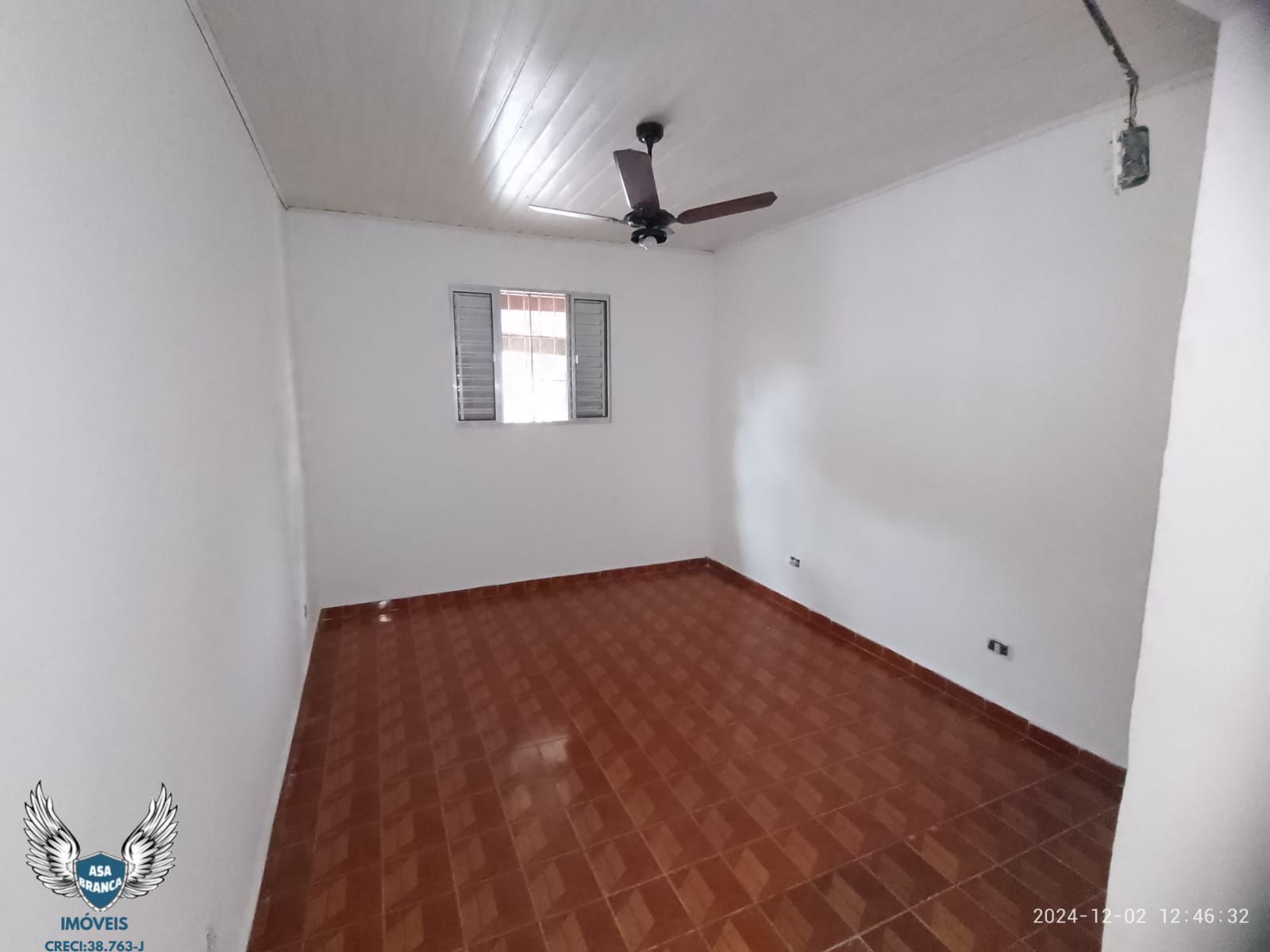 Casa à venda com 2 quartos, 84m² - Foto 8