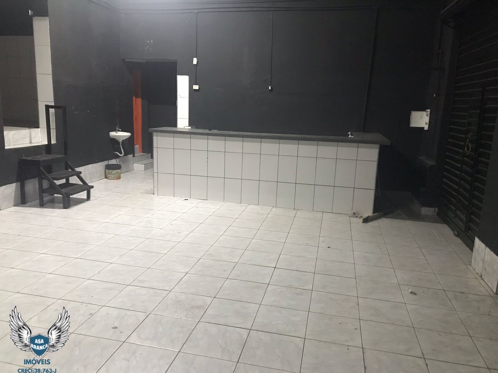 Loja-Salão para alugar com 2 quartos, 100m² - Foto 2