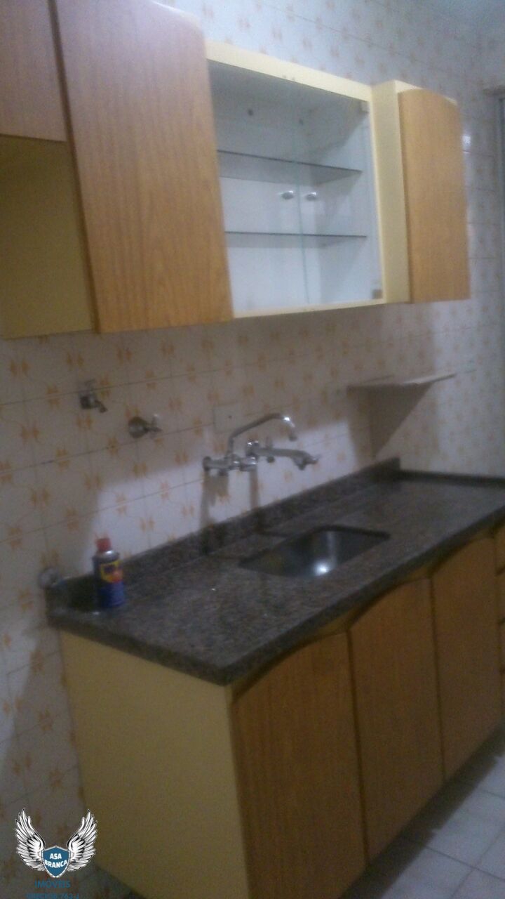 Apartamento à venda com 2 quartos, 72m² - Foto 13