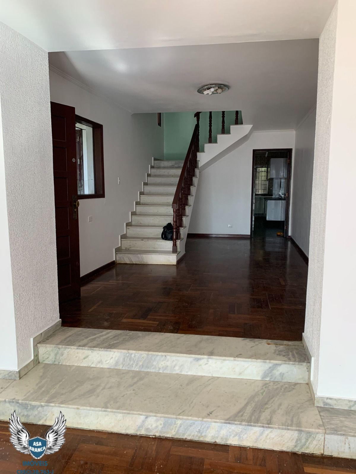 Sobrado à venda com 3 quartos, 200m² - Foto 3