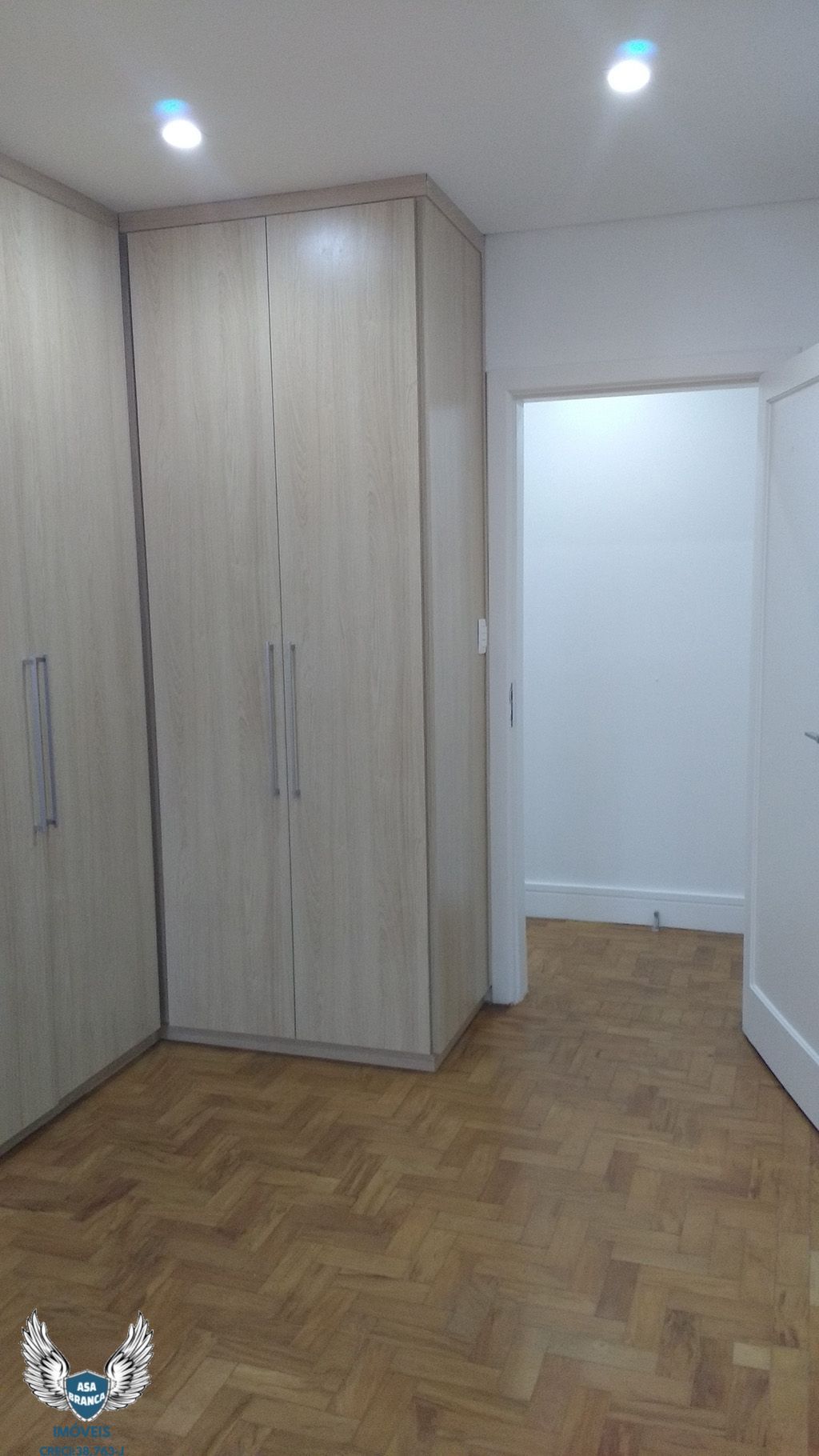 Apartamento à venda com 3 quartos, 80m² - Foto 11