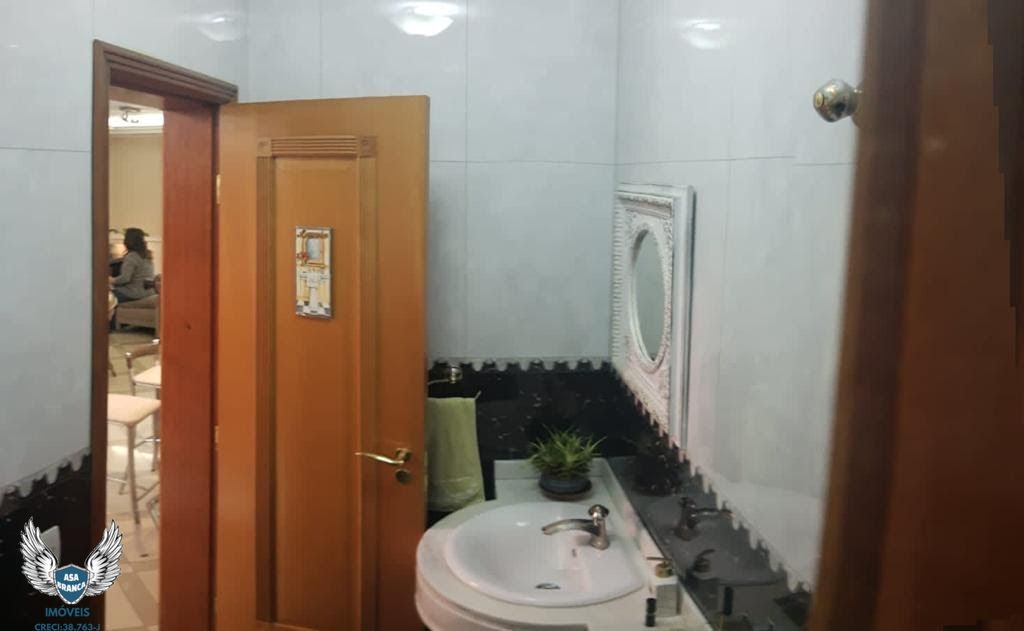 Sobrado à venda com 3 quartos, 430m² - Foto 24