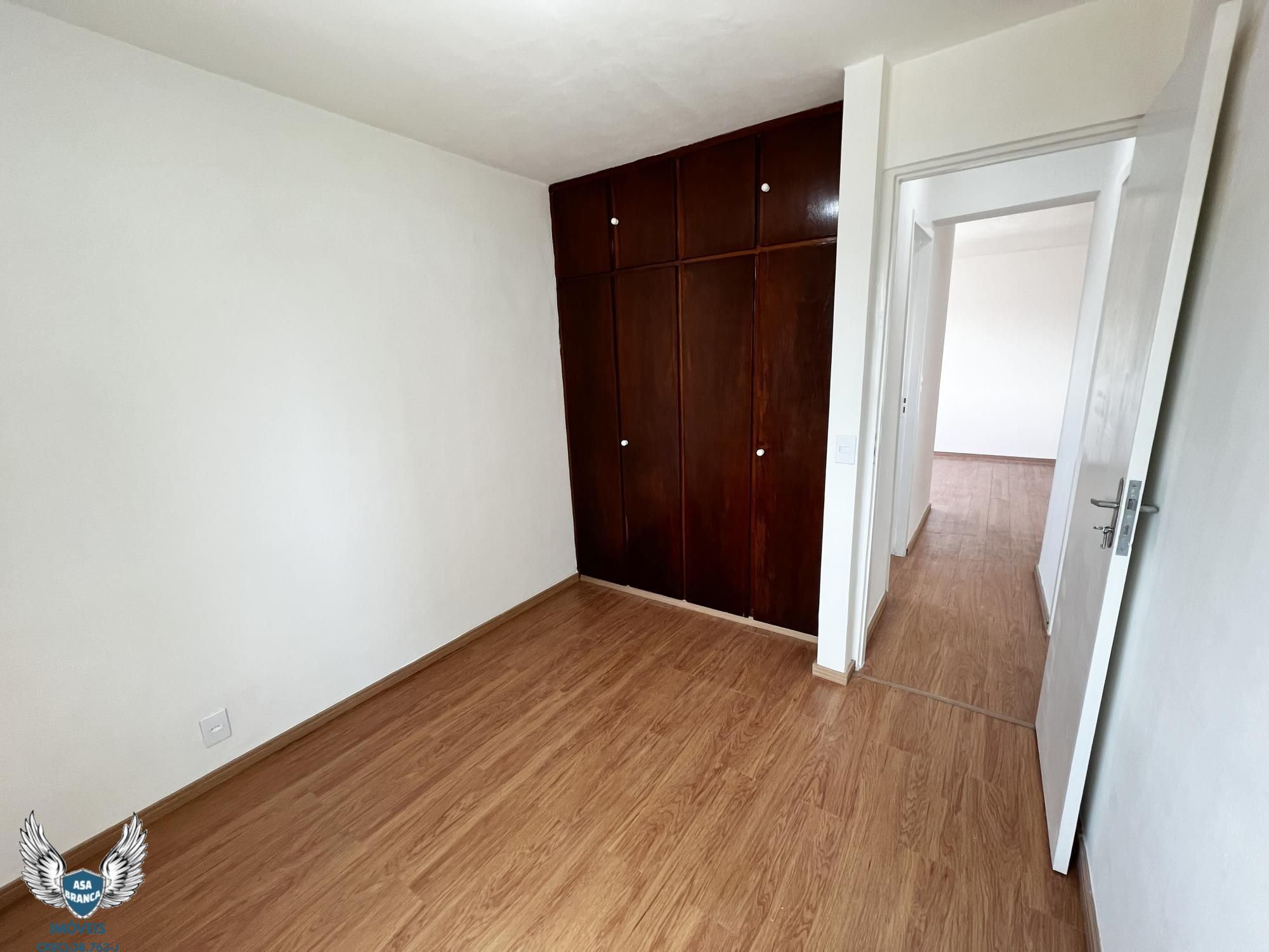 Apartamento à venda com 2 quartos, 62m² - Foto 22