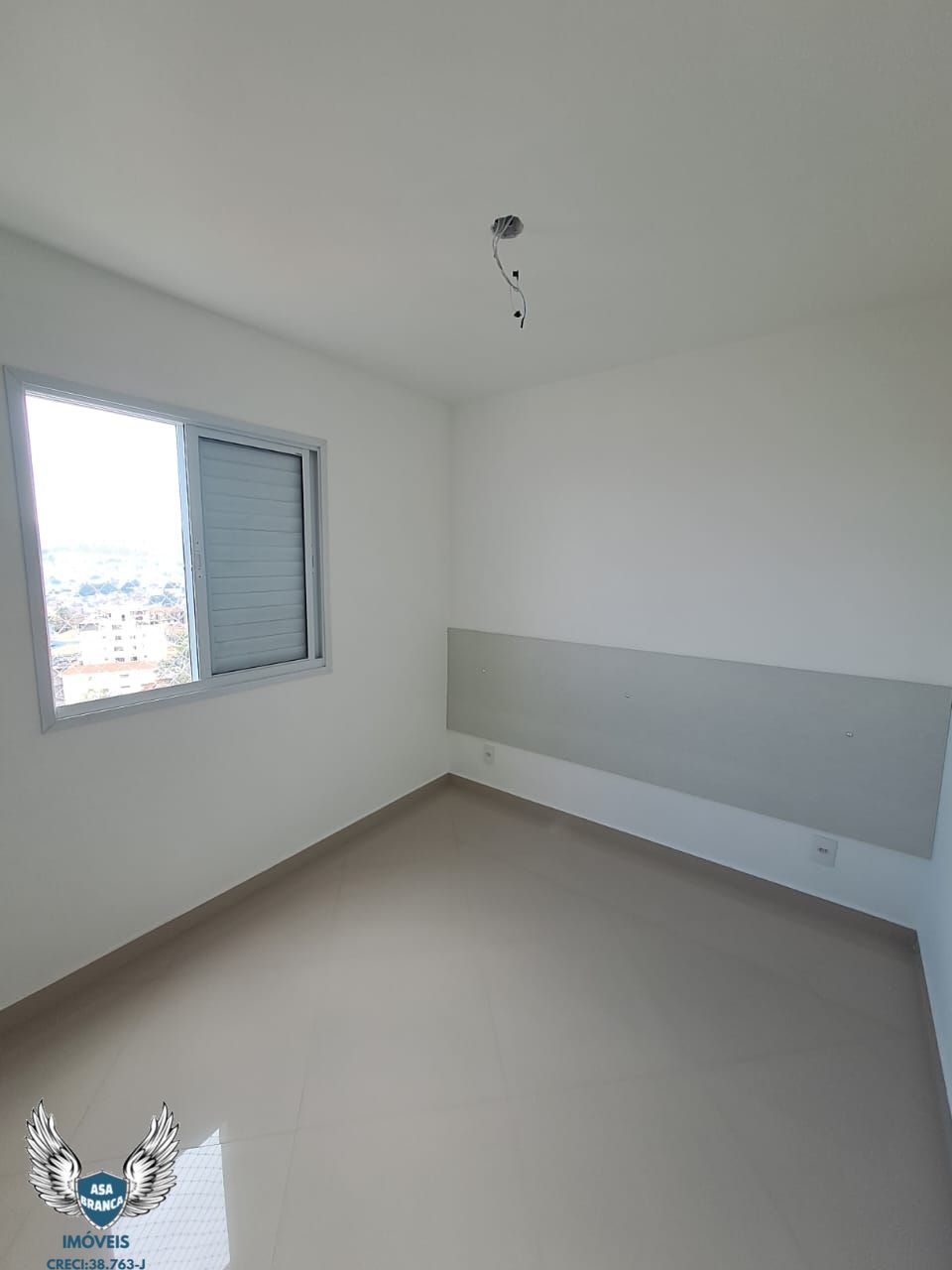 Apartamento à venda com 2 quartos, 49m² - Foto 11