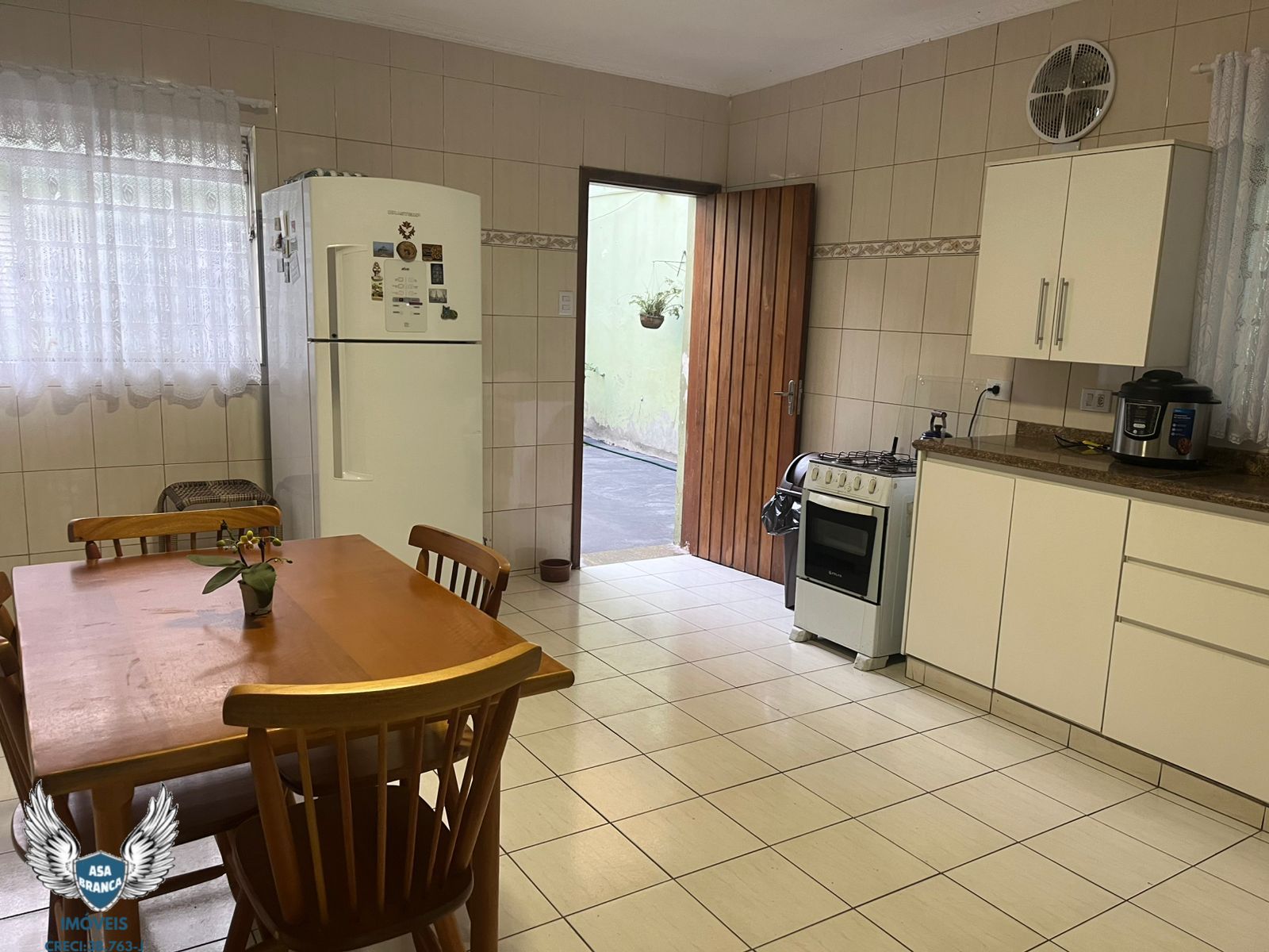 Sobrado à venda com 3 quartos, 200m² - Foto 12