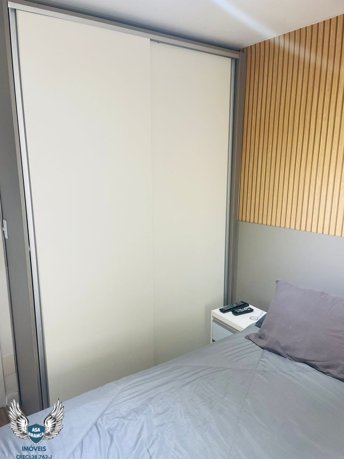 Apartamento à venda com 2 quartos, 52m² - Foto 17