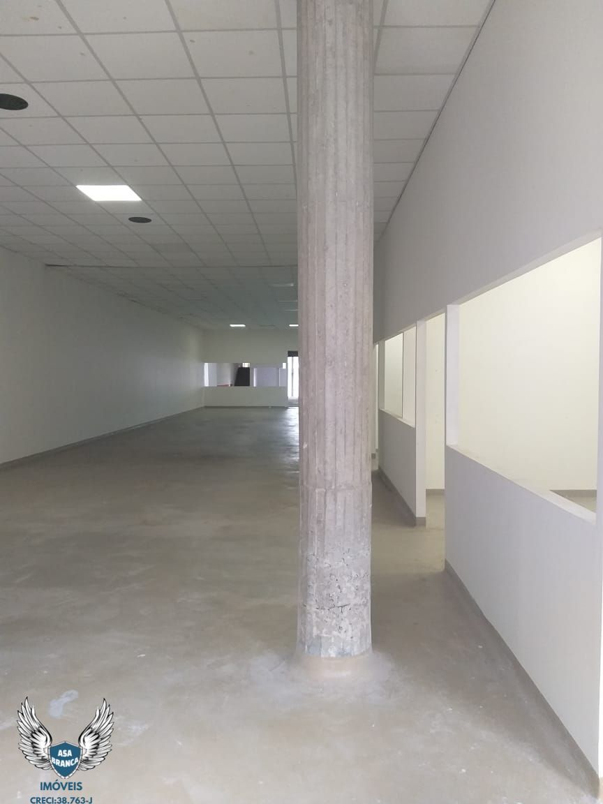 Loja-Salão para alugar com 4 quartos, 466m² - Foto 17